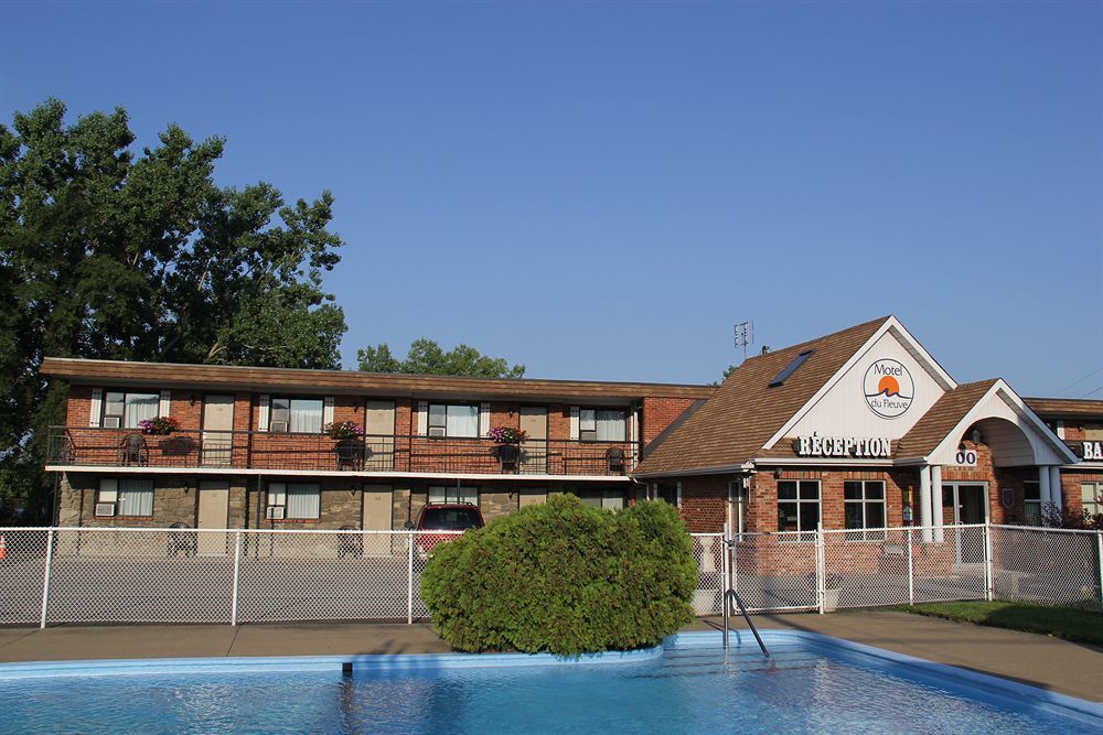 Motel Du Fleuve Brossard Dış mekan fotoğraf
